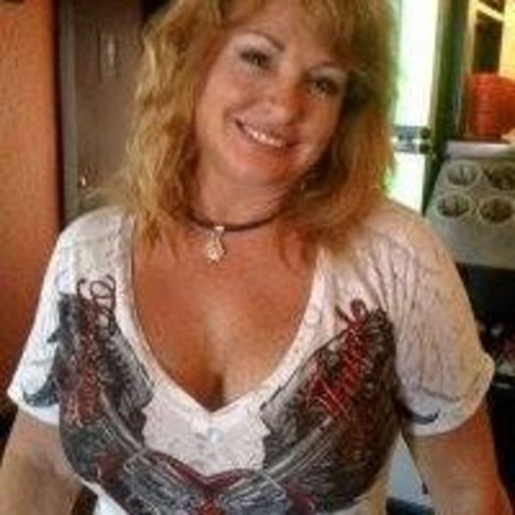 Meet your Posher, Paula - Picture 1 of 1